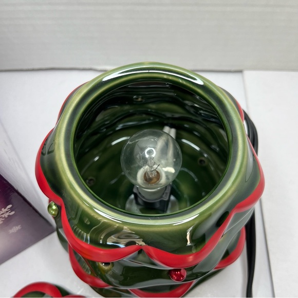 NIB Scentsy Christmas Tree Premium Wax Warmer Holiday Collection 2013 Retired - Picture 7 of 11